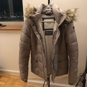 A&F Puffer jacket
